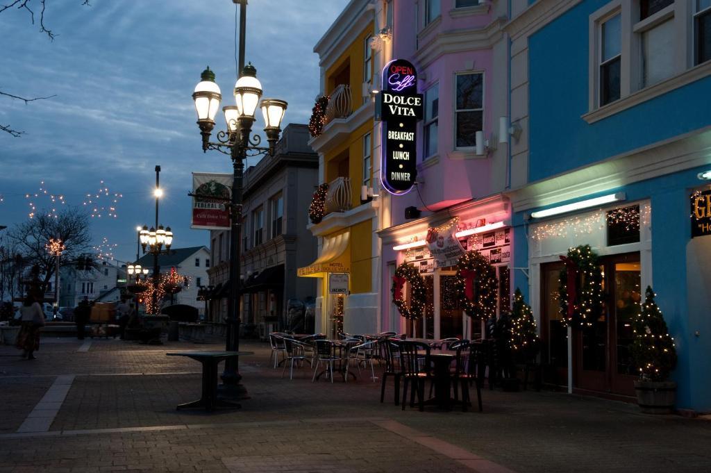 Hotel Dolce Villa Providence Exterior photo